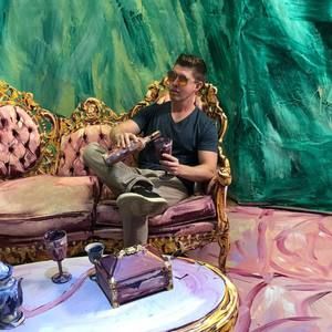 Meet your Posher, Jonathan